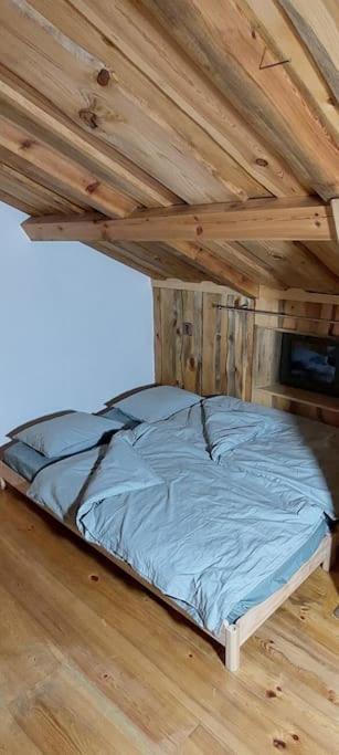 Chalet Boruvka - Biofarma Na Samote V Lesich Benešov Kültér fotó